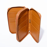 12 Passport Holder perspectiva