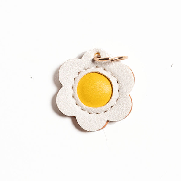 Daisy Charm