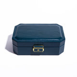 Small Chest perspectiva